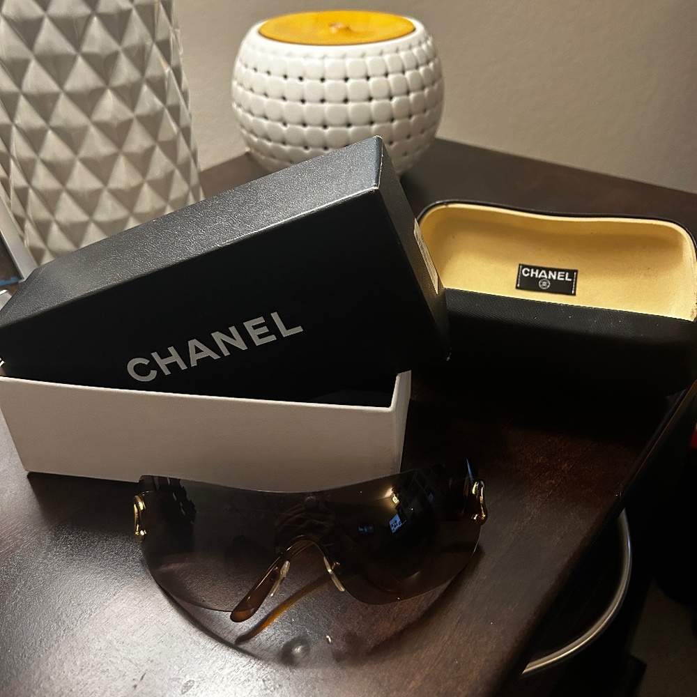 Chanel Y2K Brown Vintage Rimless Sunglasses